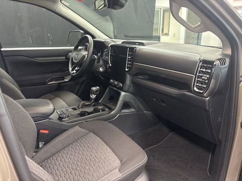 Used 2025 Ford Ranger XLT w/ FX4 Off-Road Package AWD/4WD image 10