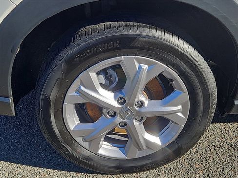 Used 2023 Honda HR-V LX image 9