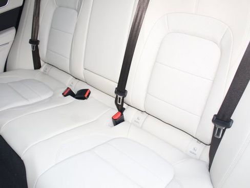 New 2026 Jaguar F-PACE R-Dynamic S image 22