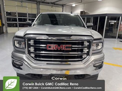 Used 2018 GMC Sierra 1500 SLT w/ SLT Premium Package image 3
