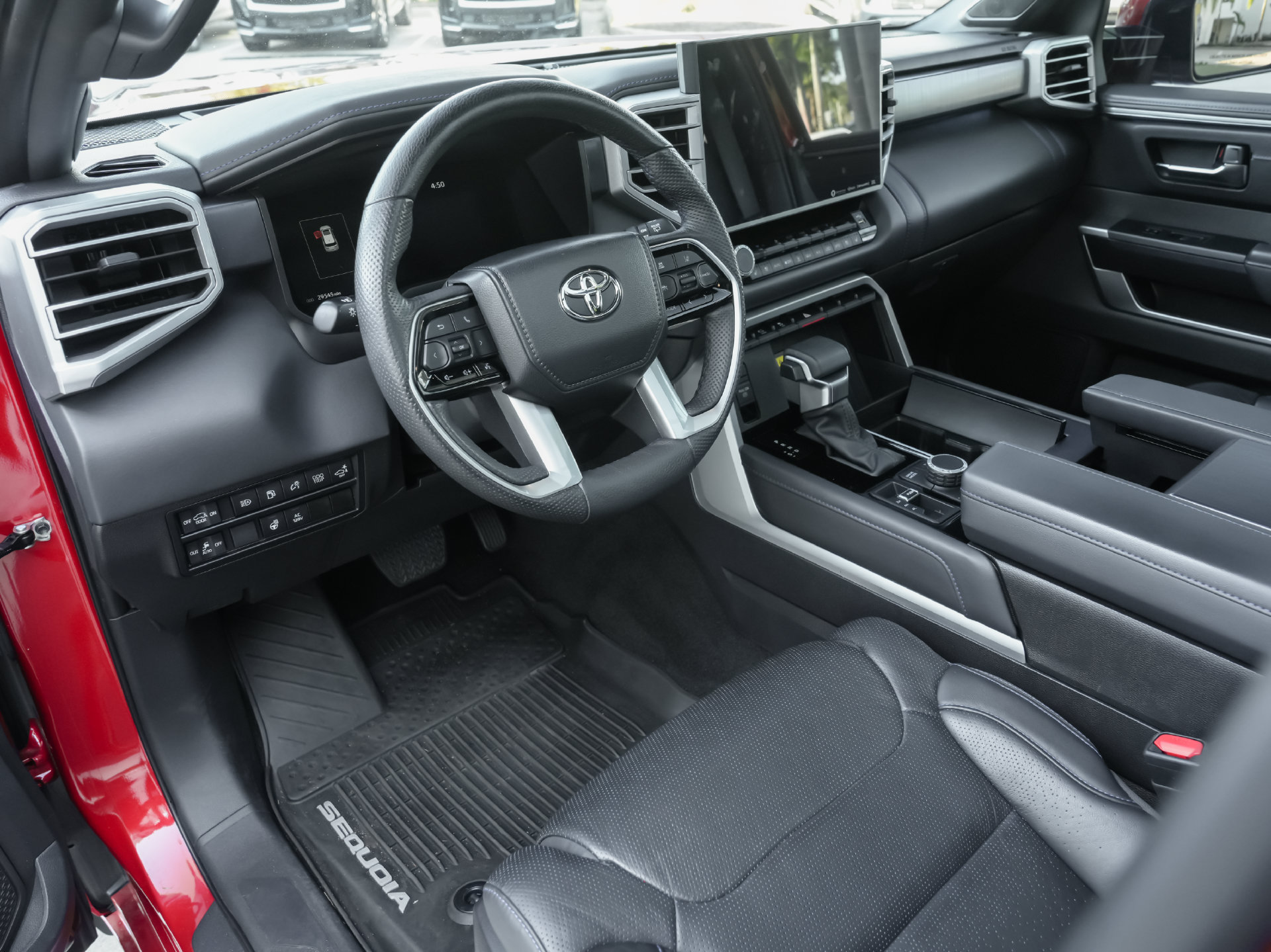 Used 2024 Toyota Sequoia Platinum AWD/4WD image 7