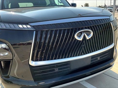 Certified 2025 INFINITI QX80 Luxe image 38