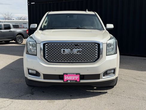 Used 2015 GMC Yukon XL Denali w/ Premium Package image 2