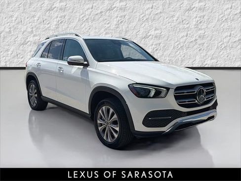 Used 2022 Mercedes-Benz GLE 350 4MATIC w/ Premium Package image 1
