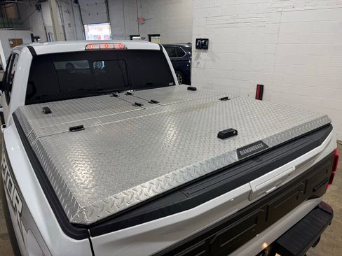 Used 2018 Ford F150 Raptor w/ Equipment Group 802A Luxury image 19