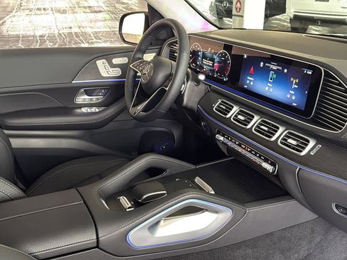 New 2026 Mercedes-Benz GLS 450 4MATIC image 36