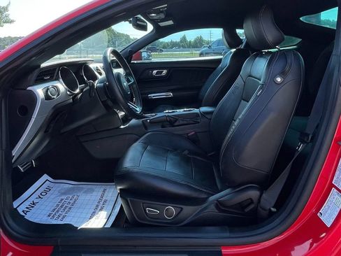Used 2015 Ford Mustang Premium RWD image 13