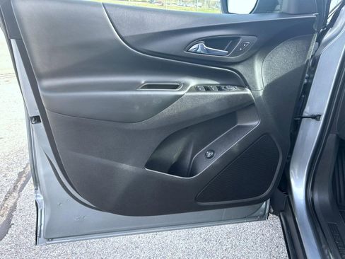 Certified 2024 Chevrolet Equinox LT image 9