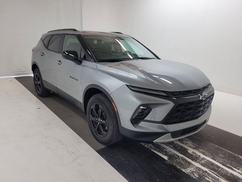 Used 2024 Chevrolet Blazer LT w/ Midnight/Sport Edition image 13