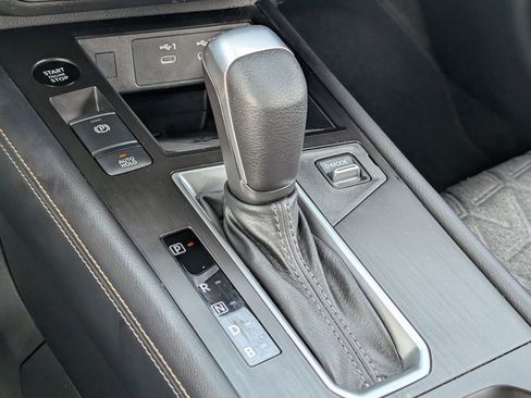 Certified 2025 Nissan Kicks SV image 20