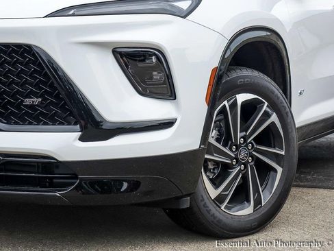 New 2026 Buick Enclave Sport Touring w/ Power Package image 4