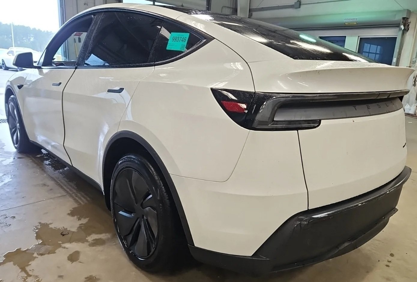 Used 2026 Tesla Model Y Long Range AWD/4WD image 4
