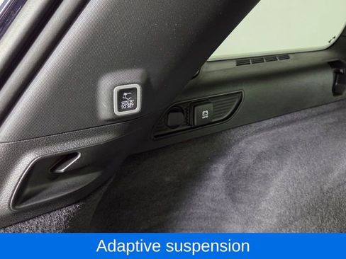 Used 2023 Jeep Grand Cherokee Overland w/ Luxury Tech Group IV image 12