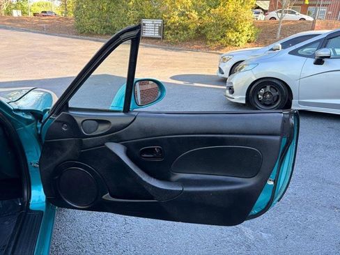 Used 2003 MAZDA MX-5 Miata RWD image 35