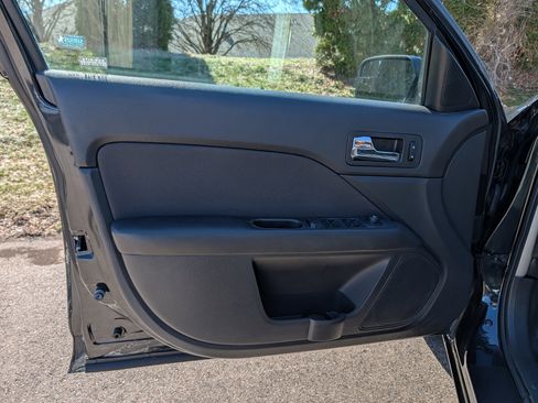 Used 2011 Ford Fusion SE w/ 201A Rapid Spec Order Code image 27