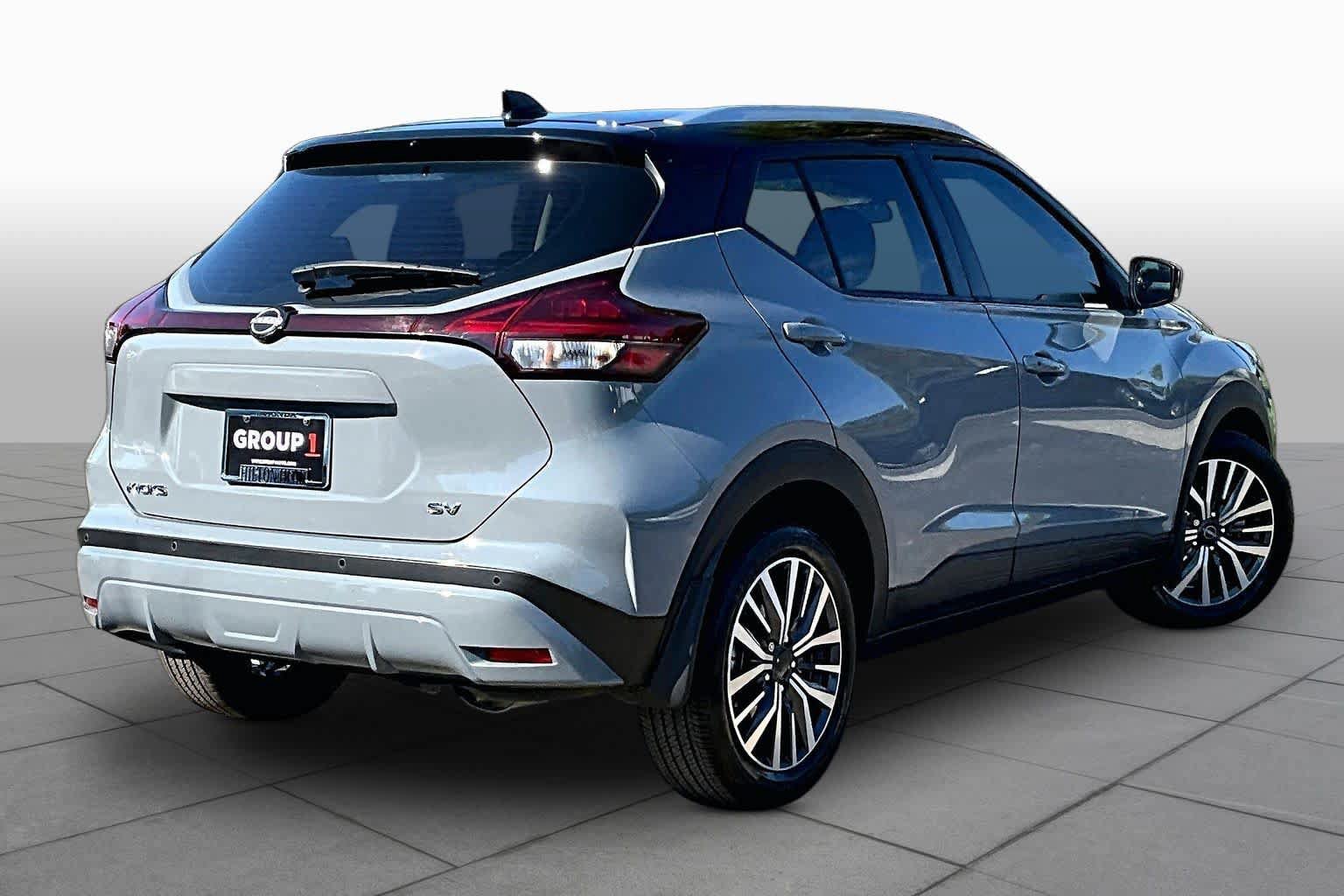 Used 2024 Nissan Kicks SV FWD image 13