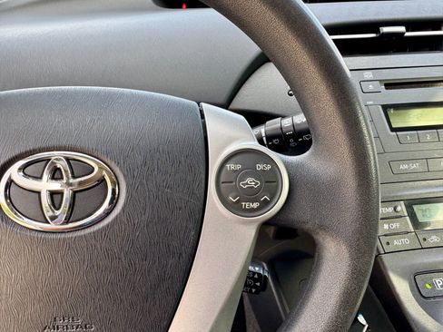 Used 2010 Toyota Prius Five image 21