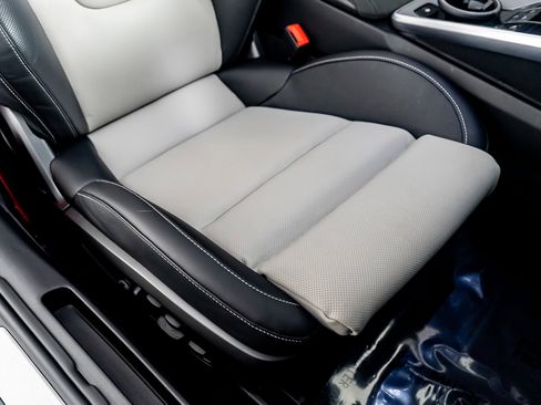 Used 2022 Porsche 911 Turbo image 30