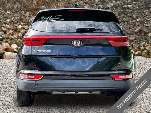 Used 2018 Kia Sportage LX AWD/4WD image 4