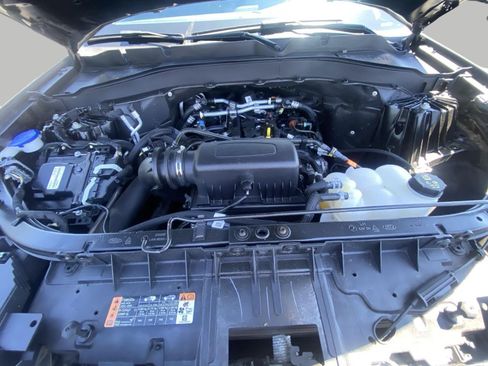 Certified 2024 Ford Explorer XLT w/ Equipment Group 202A AWD/4WD image 7