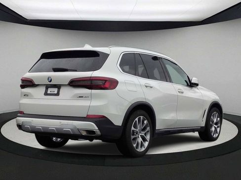 Certified 2023 BMW X5 xDrive40i image 8
