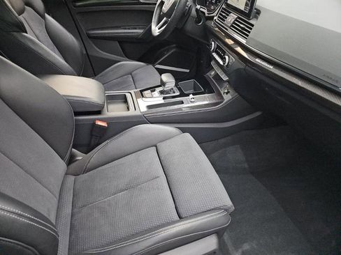 Used 2022 Audi SQ5 Premium Plus w/ Premium Plus Package image 3