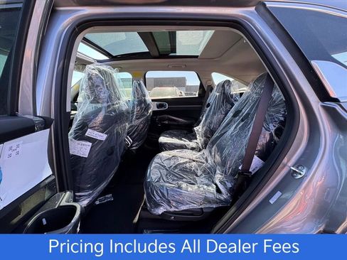 New 2026 Kia Sorento EX AWD/4WD image 9