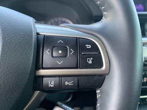 Used 2018 Lexus ES 350 w/ Luxury Package w/Wood Trim FWD image 20