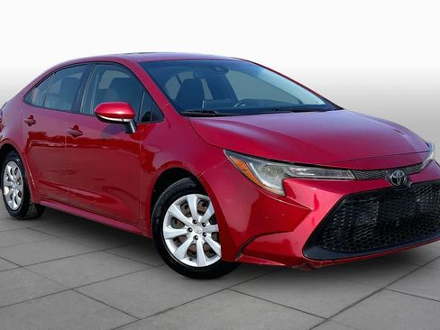 Used 2020 Toyota Corolla LE FWD image 3
