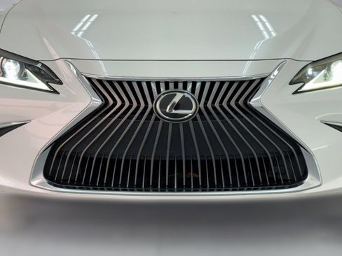 Used 2021 Lexus ES 350 w/ Accessory Package FWD image 25