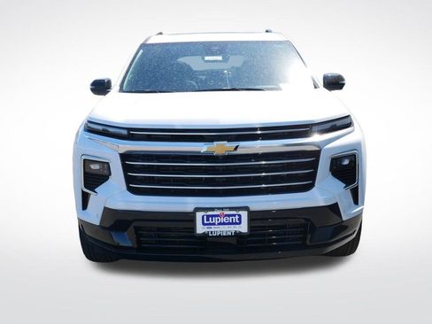 New 2026 Chevrolet Traverse High Country w/ LPO, Floor Liner Package AWD/4WD image 12