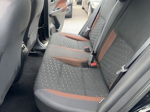 Used 2021 Nissan Kicks SR FWD image 34