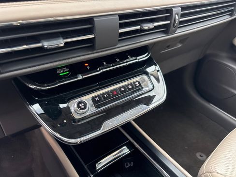 Certified 2024 Lincoln Corsair Premiere w/ Equipment Group 101A image 22