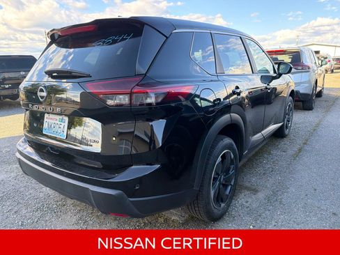 Certified 2025 Nissan Rogue SV AWD/4WD image 7