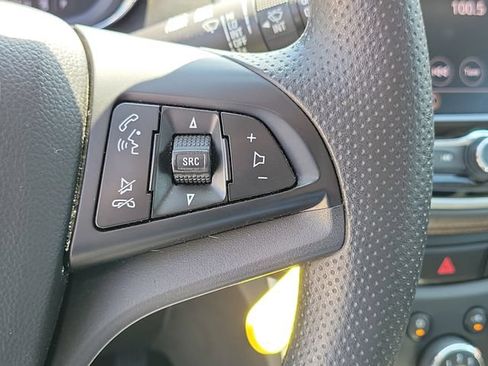 Used 2020 Chevrolet Trax LS w/ LPO, Cargo Package FWD image 9