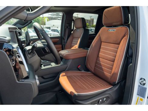 New 2026 GMC Sierra 2500 Denali Ultimate AWD/4WD image 12