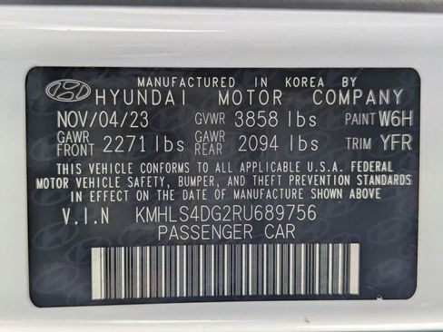 Used 2024 Hyundai Elantra SEL w/ Convenience Package image 29