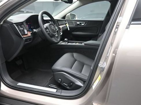 New 2026 Volvo V60 B5 Cross Country Plus w/ Protection Package Premier AWD/4WD image 17