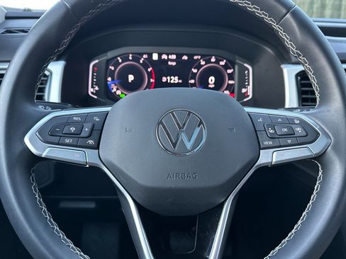 Used 2022 Volkswagen Atlas SEL image 25
