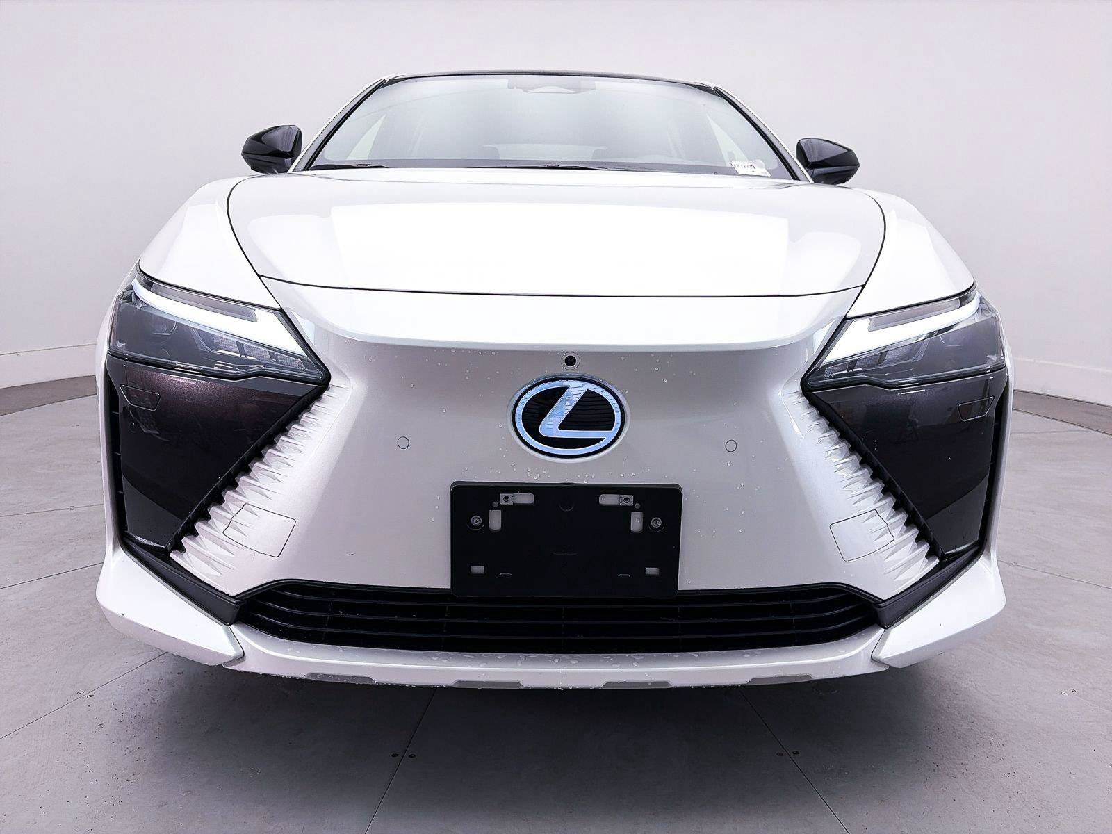 Used 2023 Lexus RZ 450e Premium w/ Technology Package AWD/4WD image 13