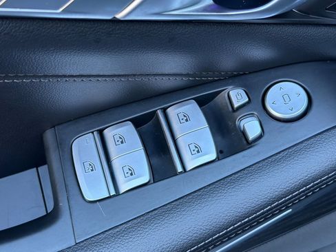 Used 2019 BMW X7 xDrive50i image 13