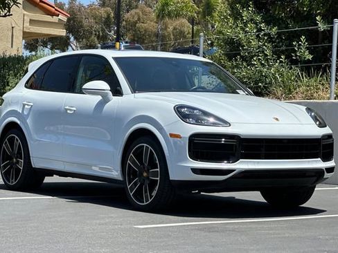 Used 2022 Porsche Cayenne Turbo AWD/4WD image 7