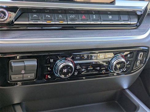 New 2026 GMC Sierra 1500 SLT w/ SLT Premium Plus Package image 23