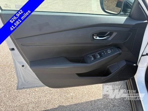 Used 2024 Honda Accord Sport image 9