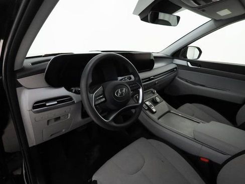 Used 2023 Hyundai Palisade SE image 9