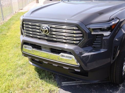 New 2026 Toyota Tacoma Limited AWD/4WD image 5