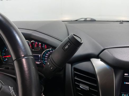 Used 2019 Chevrolet Tahoe LS w/ All-Season Package image 28