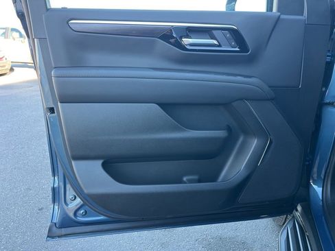 New 2026 Chevrolet Suburban LS w/ LPO, Dark Essentials Package image 6