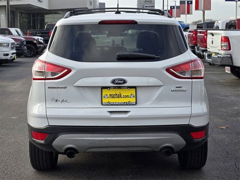 Used 2015 Ford Escape SE image 5
