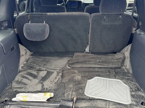 Used 2000 Chevrolet Tahoe LS w/ LS Preferred Equipment Group image 9